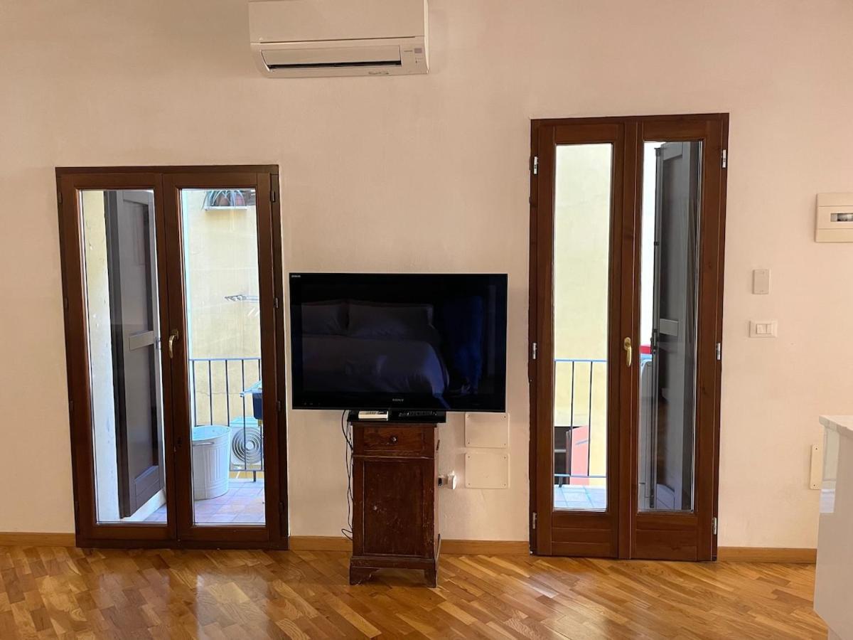 דירות בולוניה Loft Del Pratello מראה חיצוני תמונה